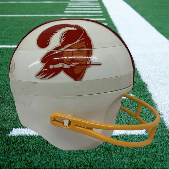 Vintage Throwback Tampa Bay Buccaneers Full Size Football Helmet Picnic Basket - Picture 1 of 5